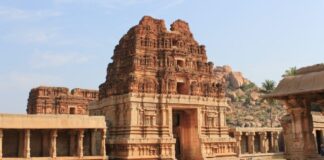 The Magnificent Achyuta Raya Temple, Hampi Achyuta Raya Temple, Hampi