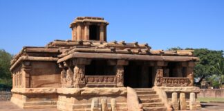 Could be 5 Favorite Travel Destinations in Karnataka Lad Khan Temple