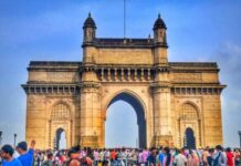 Mumbai Marvels: Unveiling the City’s 10 Premier Attractions Gateway of India