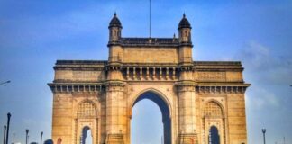 Mumbai Marvels: Unveiling the City’s 10 Premier Attractions Gateway of India