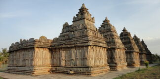 Mandya Escapes: Delving into Karnataka’s Rural Charms Panchalingeshwara Temple