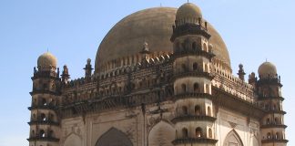 10 Fascinating Facts About Gol Gumbaz That Will Leave You Amazed 10 Fascinating Facts About Gol Gumbaz